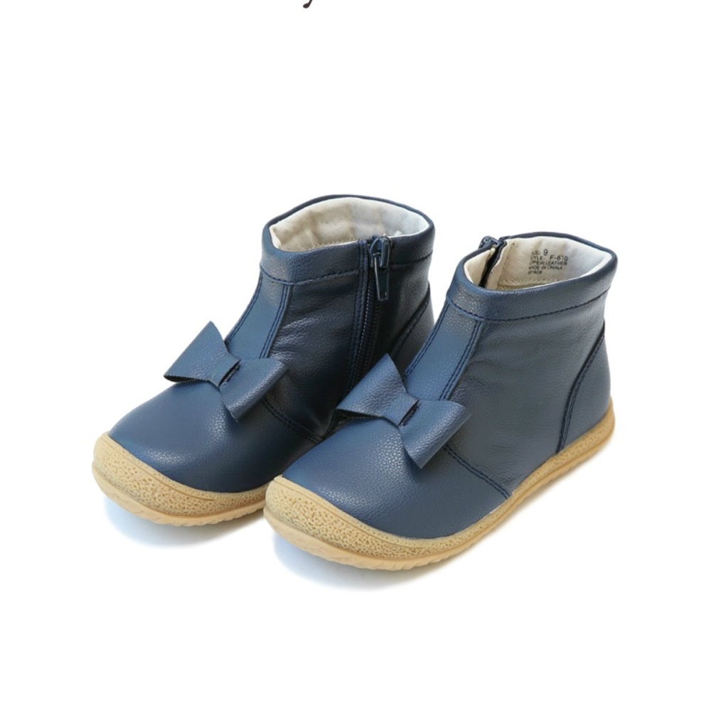 L’Amour Hilary Boot